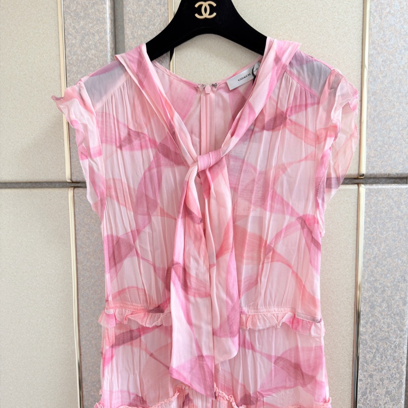 97）全新【COACH】質感粉嫩幾何．修身剪裁中長版洋裝 M-L可穿-8