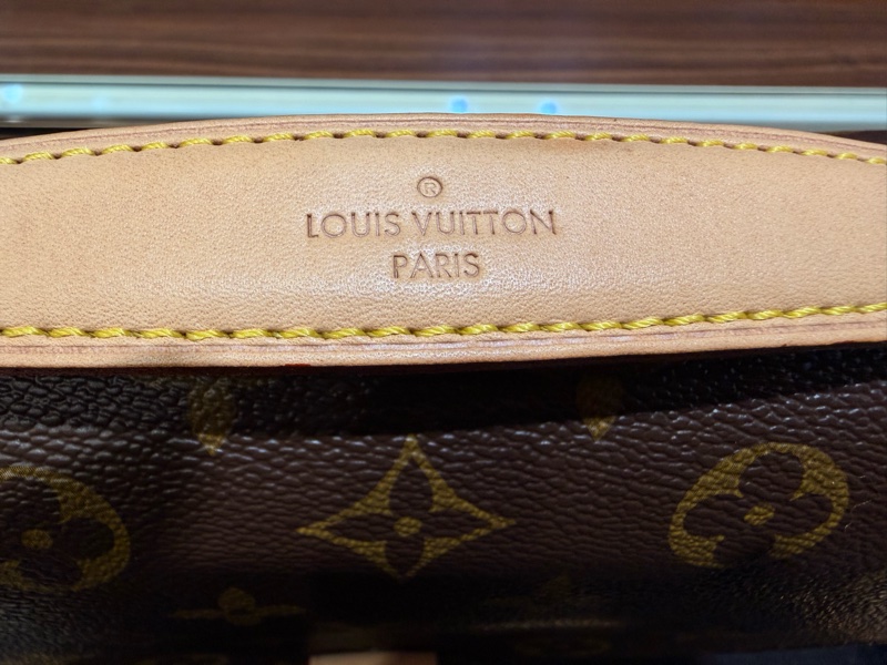 LV 老花Metis 背帶斜背郵差包-3