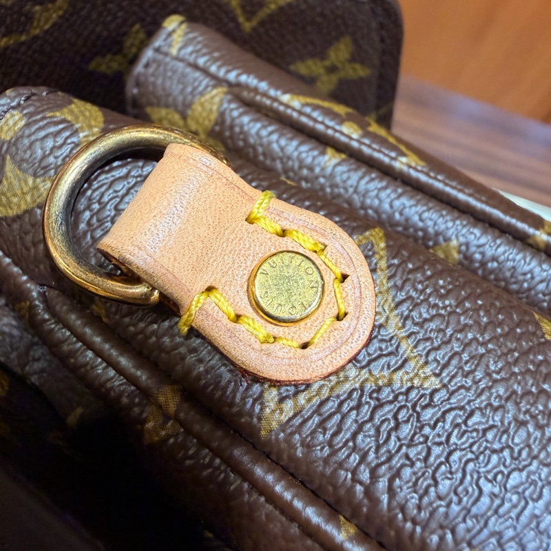 LV 老花Metis 背帶斜背郵差包-30