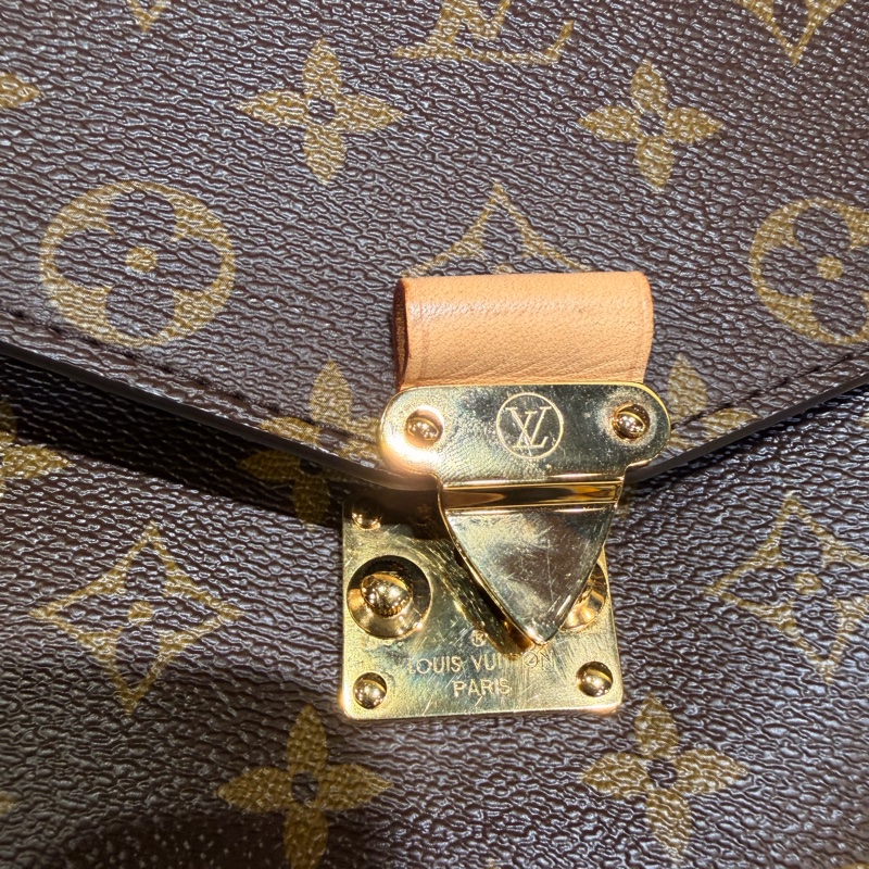 LV 老花Metis 背帶斜背郵差包-40
