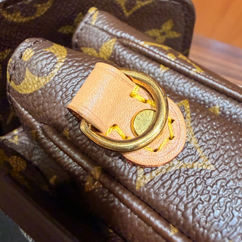 LV 老花Metis 背帶斜背郵差包-49