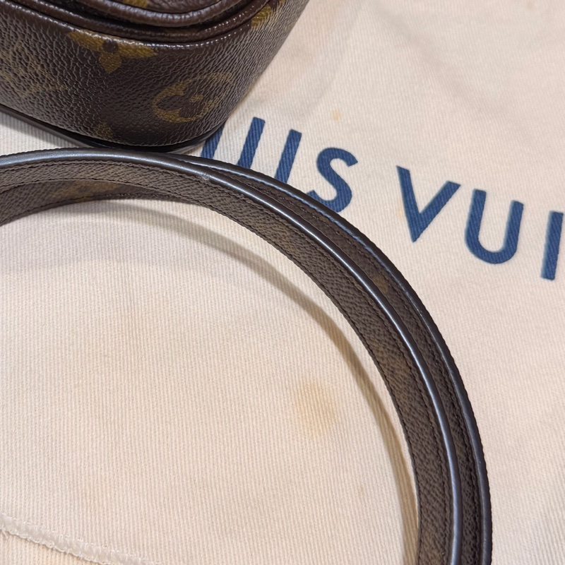 LV 老花Metis 背帶斜背郵差包-52