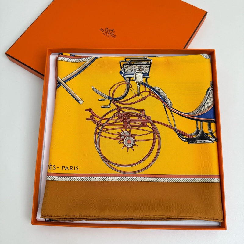 Hermes 愛馬仕絲巾 99新閒置未使用-2