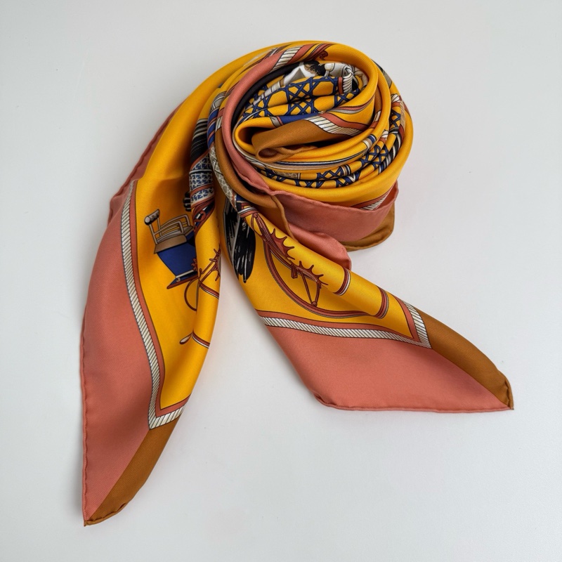 Hermes 愛馬仕絲巾 99新閒置未使用-5