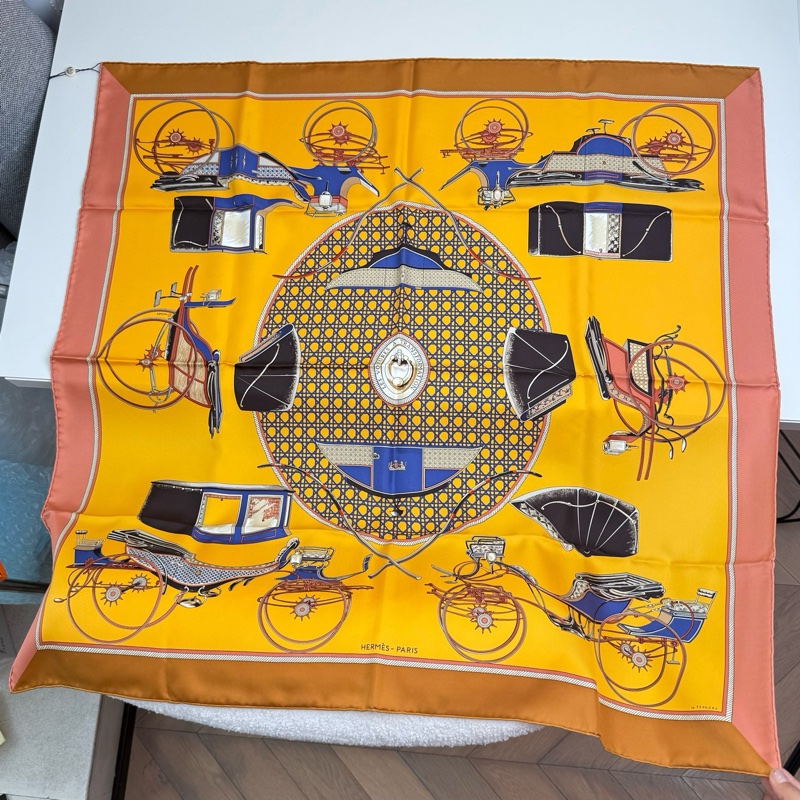 Hermes 愛馬仕絲巾 99新閒置未使用-8