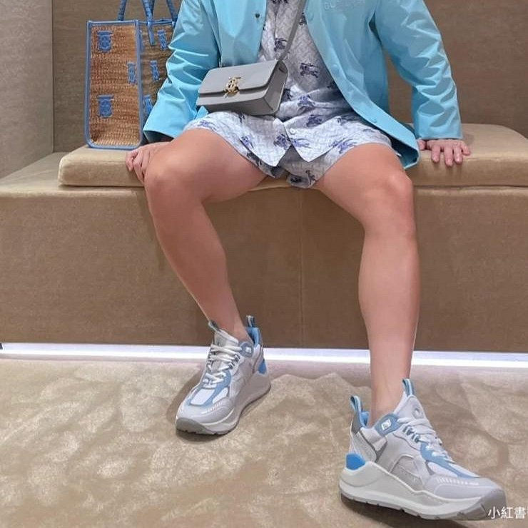 💎Han's house精品服飾💎BURBERRY Sean 格紋鞋 反光 現貨43原價30500-3