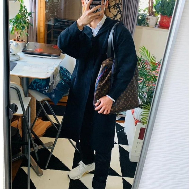 💎Han's house精品服飾💎VALENTINO Upvillage 華倫天奴 小牛皮 鞋現貨27.5原價30000-7