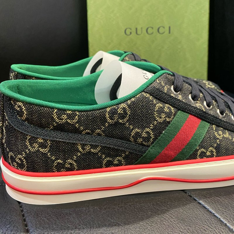 💎Han's house精品服飾💎GUCCI 古馳 滿版 LOGO 鞋 義大利製 ‎606110 現貨9號 原價25000-4