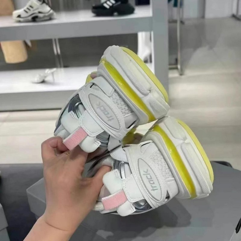 💎Han's house精品服飾💎 Balenciaga 巴黎世家 Track 鞋 現貨42  原價35500-2