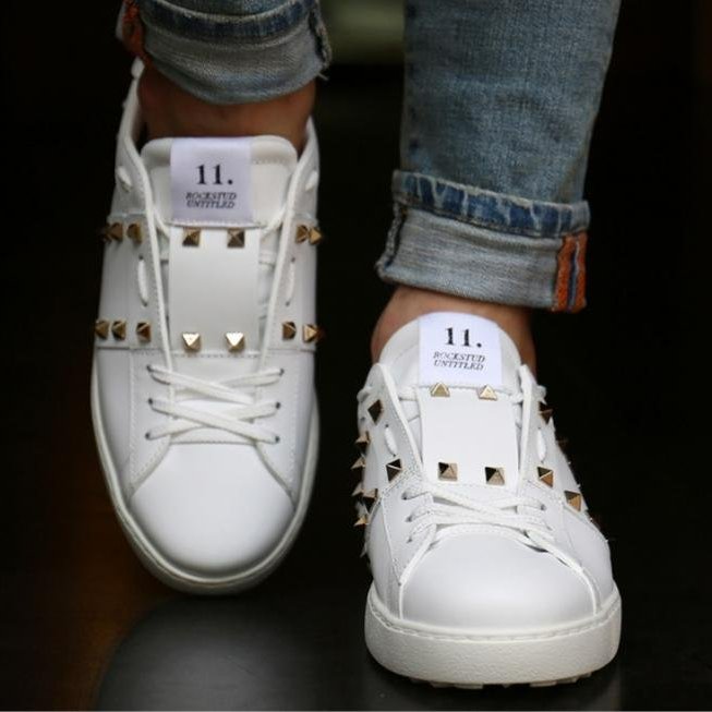 💎Han's house精品服飾💎 VALENTINO 華倫天奴 LOGO 鉚釘 鞋 意大利製 現貨43 原價32000-5