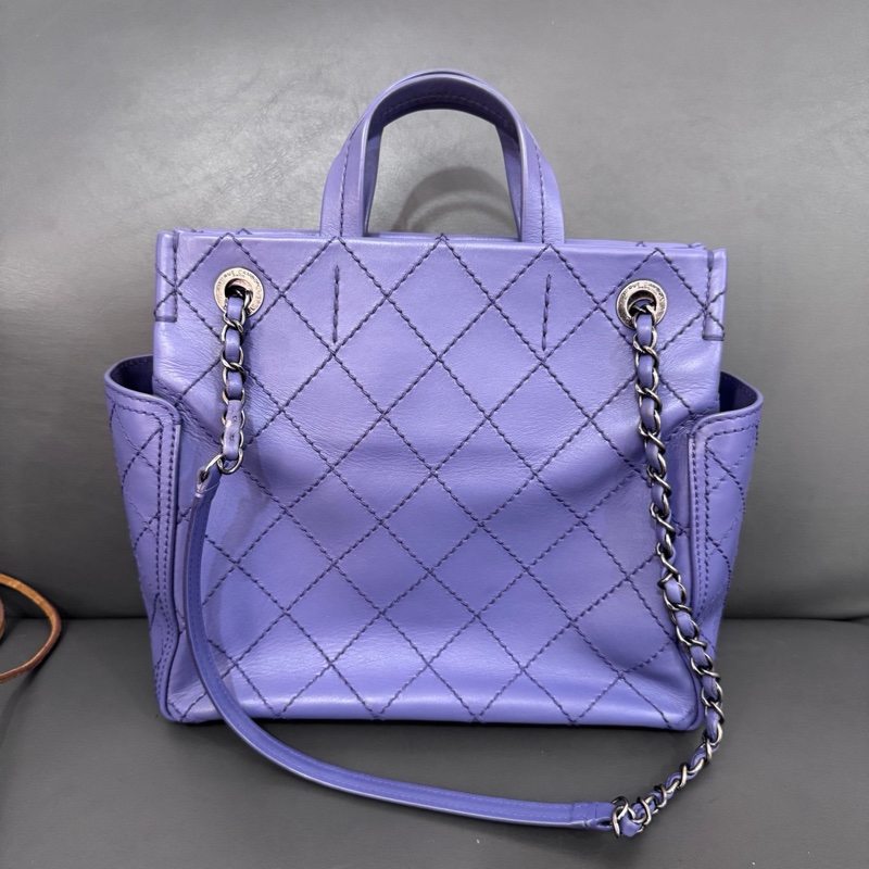 Chanel • 香芋紫銀釦外縫線牛皮托特包 Tote-4