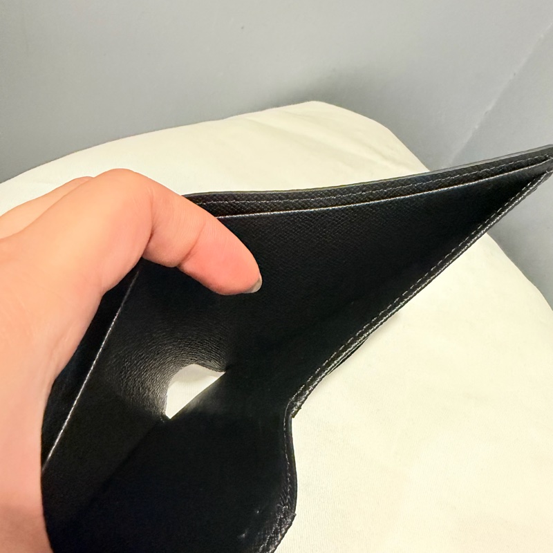 Louis Vuitton LV 黑棋盤格 對折短夾-11