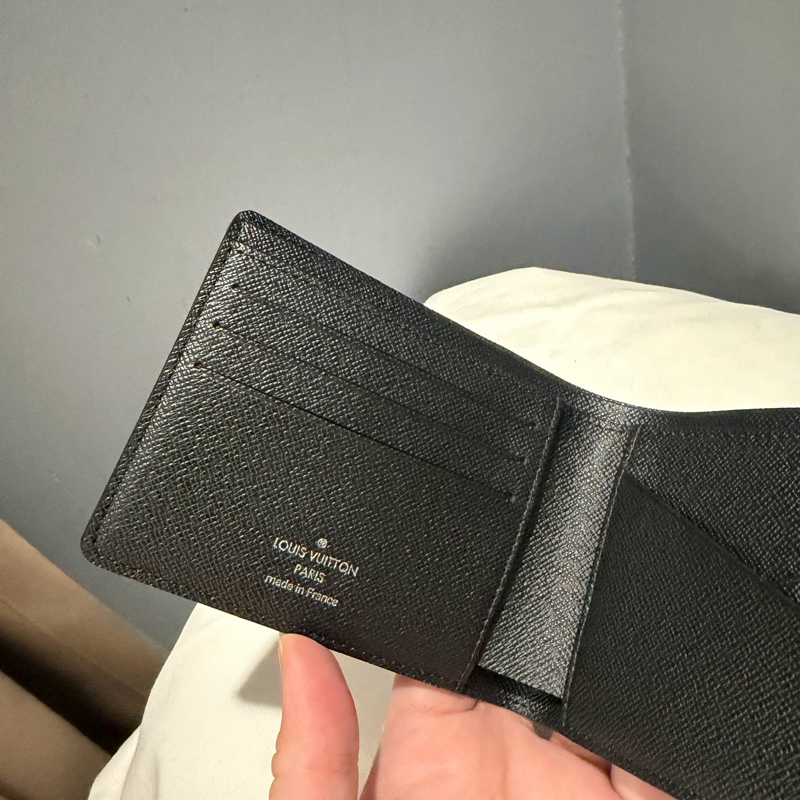 Louis Vuitton LV 黑棋盤格 對折短夾-12