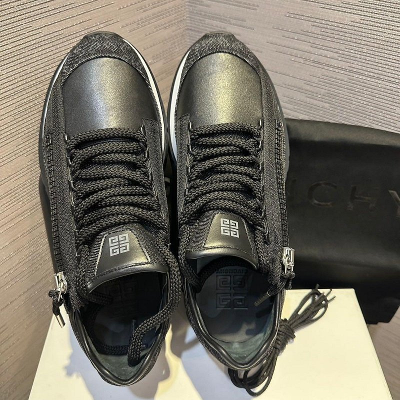 💎Han's house精品服飾💎 GIVENCHY 紀梵希 牛仔 拼接 牛皮 拉鍊 鞋現貨44原價32000-2