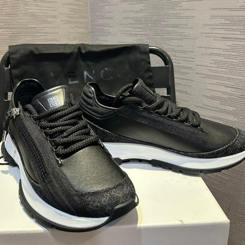 💎Han's house精品服飾💎 GIVENCHY 紀梵希 牛仔 拼接 牛皮 拉鍊 鞋現貨44原價32000-3