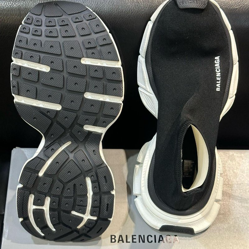 💎Han's house精品服飾💎Balenciaga 巴黎世家 3XL 針織 襪套 球鞋 現貨43  原價37300-5