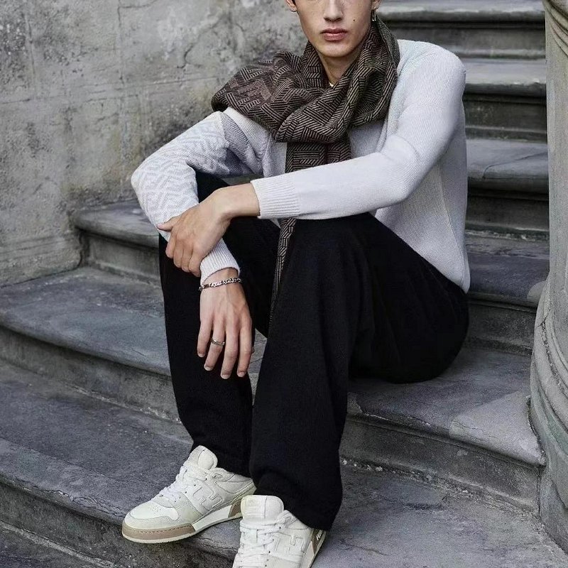 💎Han's house精品服飾💎FENDI 芬迪 Match 鞋 現貨10 原價33000-2