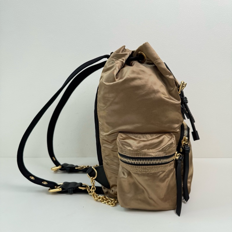 Burberry/博柏利 香檳色 尼龍 雙肩包 金扣-4