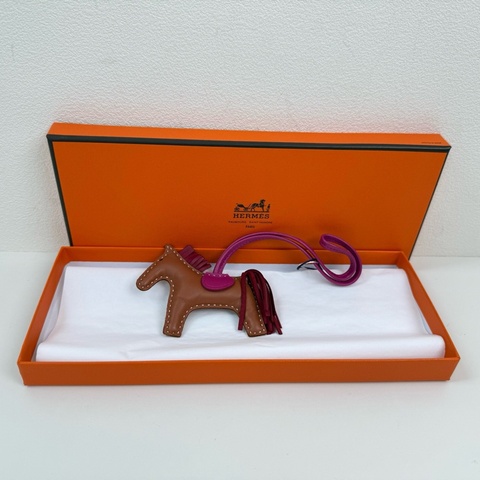 Hermes 愛馬仕 配件小馬 棕色 Y刻