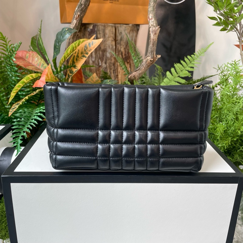 Burberry巴寶莉 Lola蘿拉包TB黑金鍊條包-5