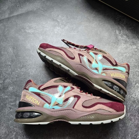 LOUIS VUITTON 路易威登 LV TRAIL 紅棕色 5碼/39碼  98新