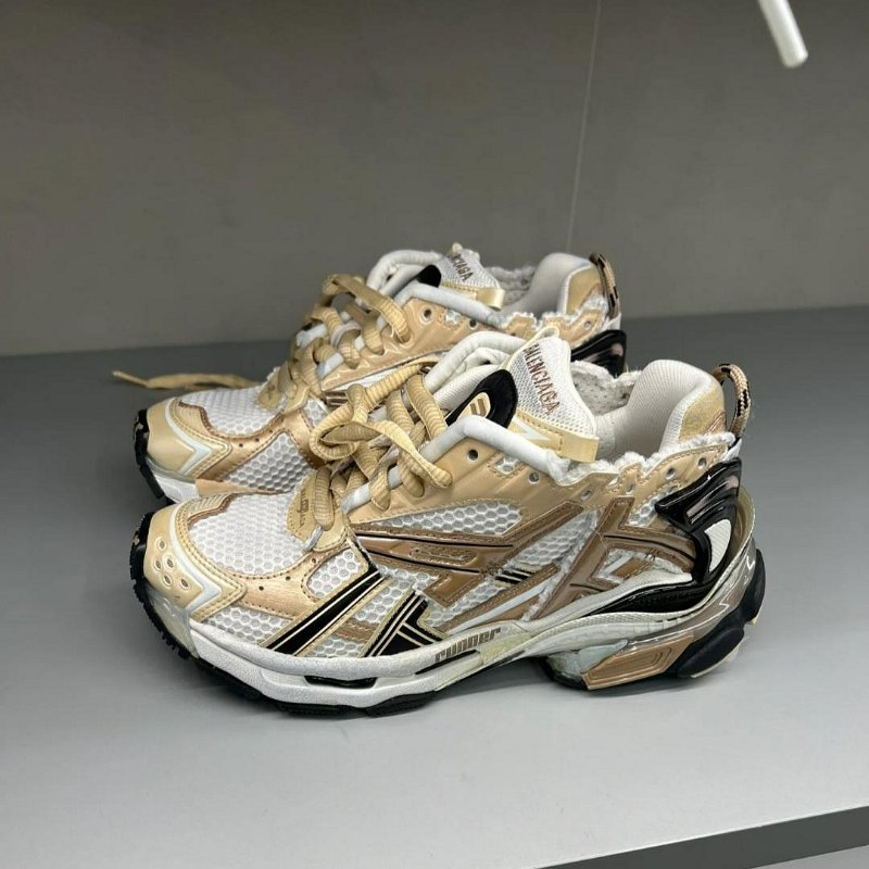 💎Han's house精品服飾💎Balenciaga 巴黎世家 RUNNER 鞋 現貨41 原價38200-0