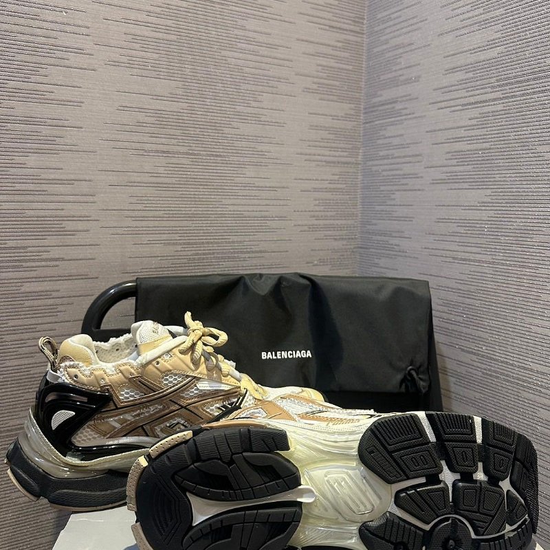 💎Han's house精品服飾💎Balenciaga 巴黎世家 RUNNER 鞋 現貨41 原價38200-2