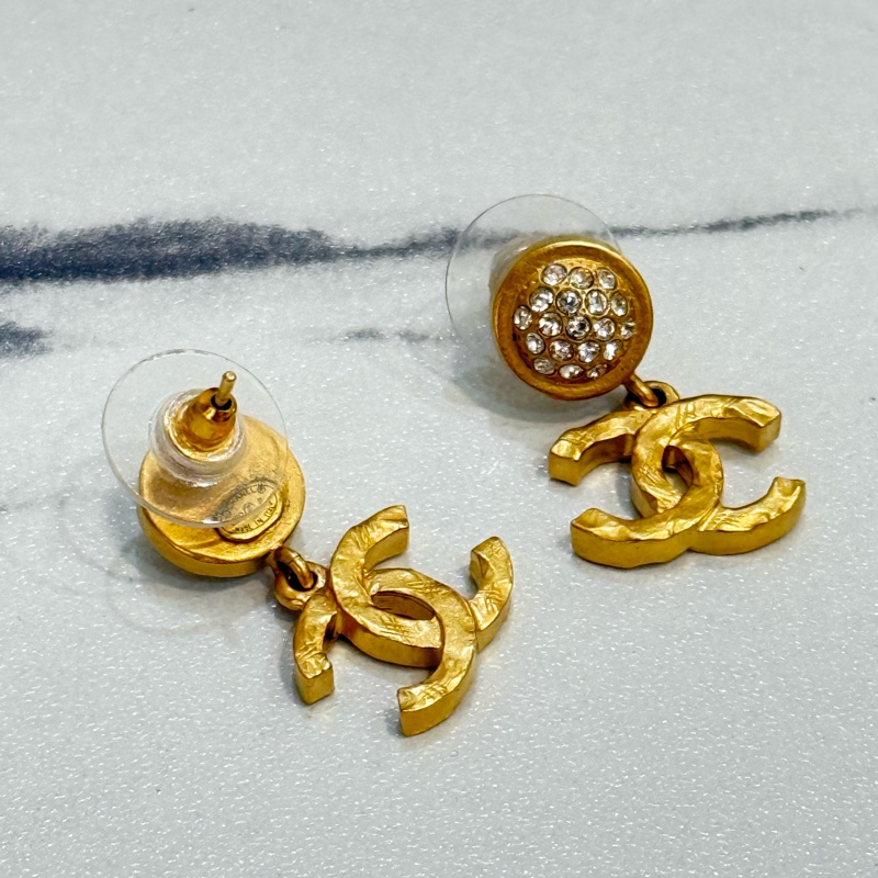 Chanel 圓形滿鑽雙c耳釘-1
