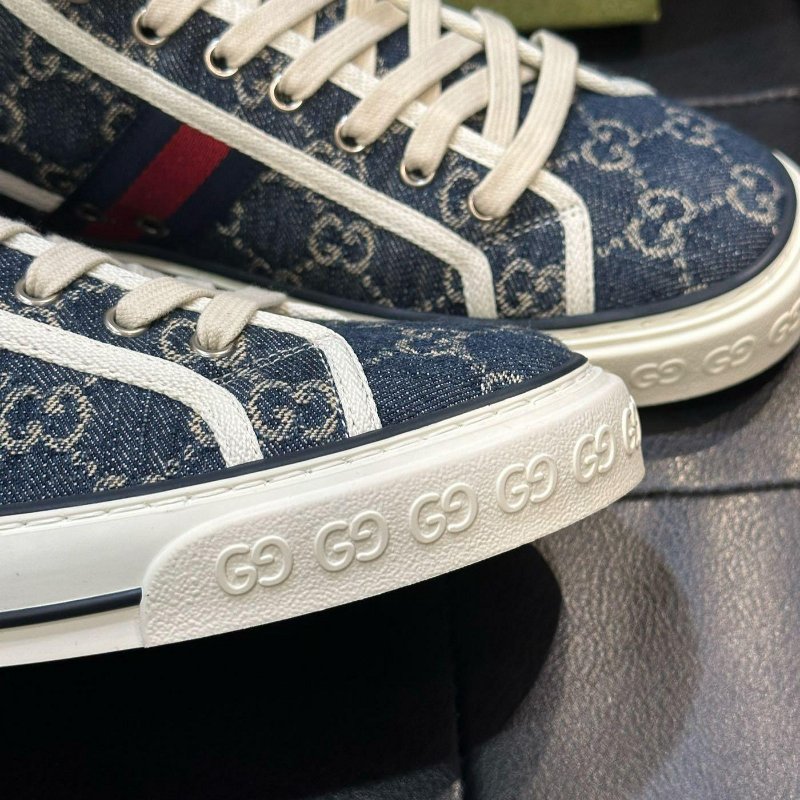 💎Han's house精品服飾💎GUCCI 古馳 Tennis 老花 鞋 義大利製 現貨9號  原價25000-4