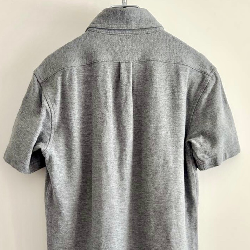 2手 Burberry 灰色狀態良好短袖polo 衫-1