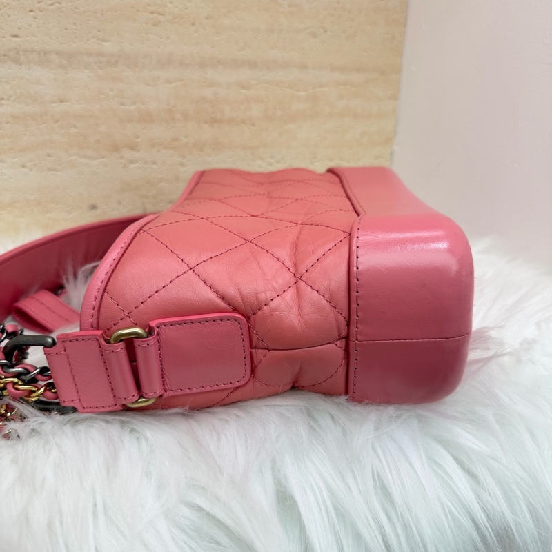Chanel • 經典Gabrielle 蜜桃粉牛皮字母手柄流浪包 小號 全網最低☝🏻-7