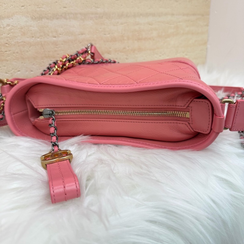 Chanel • 經典Gabrielle 蜜桃粉牛皮字母手柄流浪包 小號 全網最低☝🏻-8