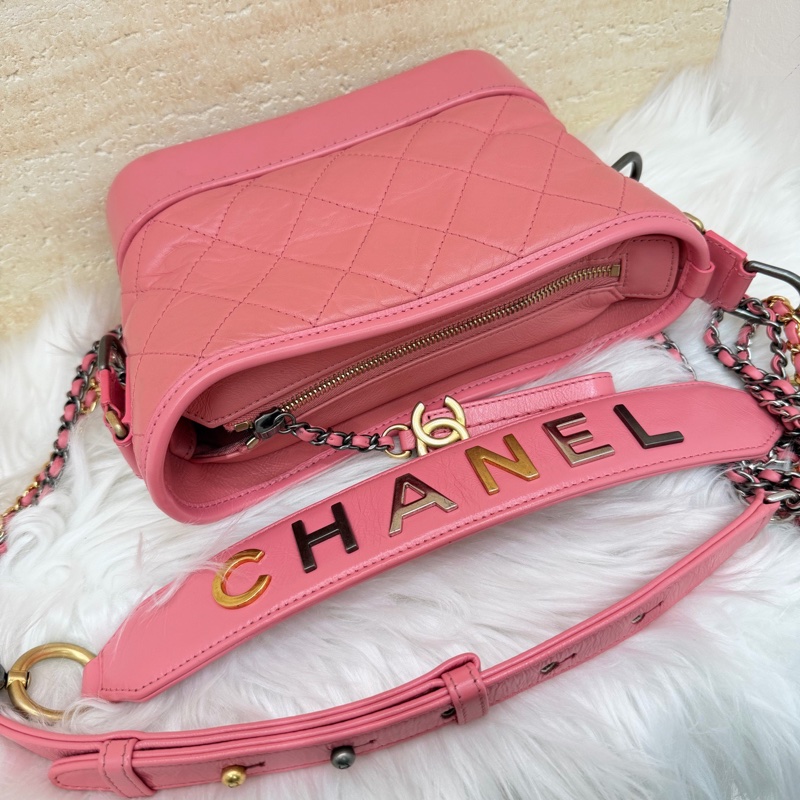 Chanel • 經典Gabrielle 蜜桃粉牛皮字母手柄流浪包 小號 全網最低☝🏻-10