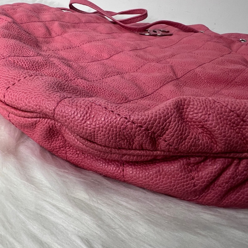 Chanel • 稀有亮粉大Logo荔枝牛皮愛心草莓包 🩷 全網唯一☝🏻-5