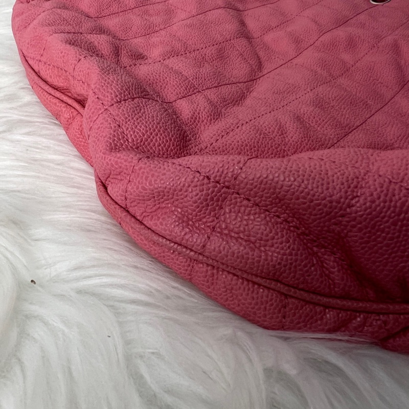 Chanel • 稀有亮粉大Logo荔枝牛皮愛心草莓包 🩷 全網唯一☝🏻-9