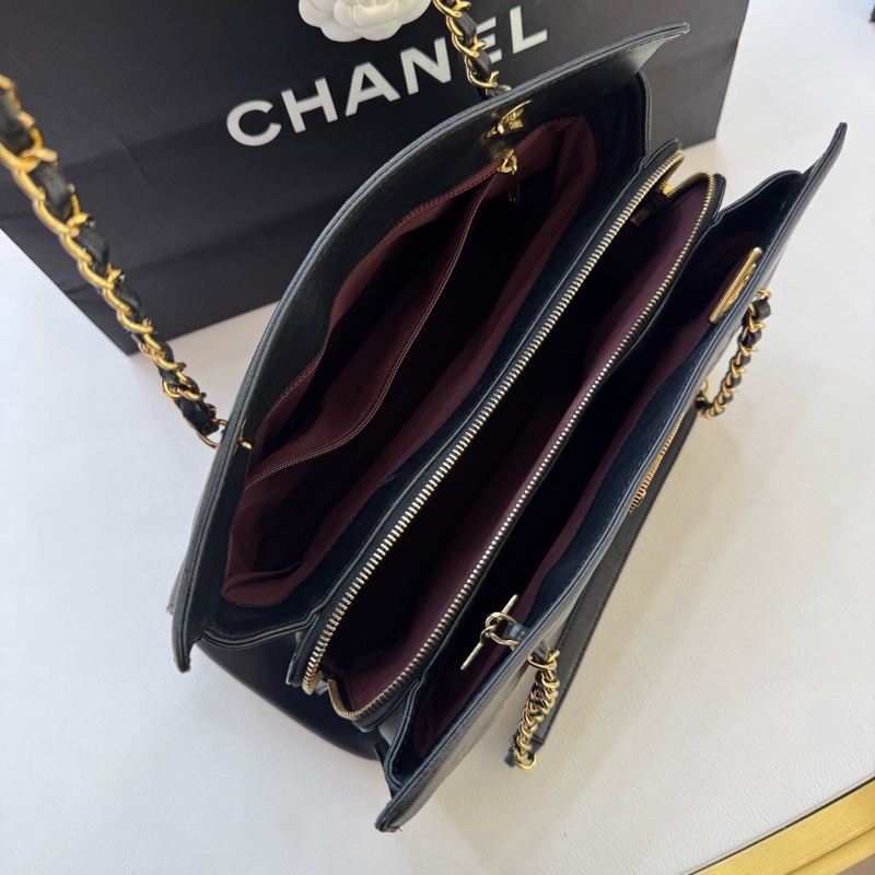 Chanel • 經典黑金琺瑯釦牛皮托特包 Tote-6