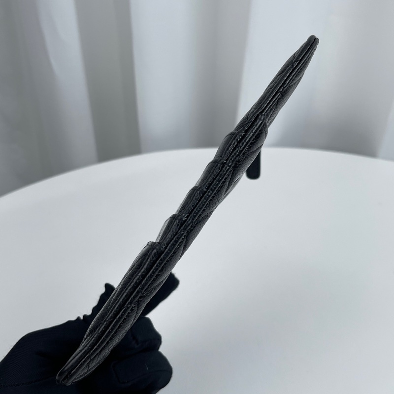 Chanel • 黑武士黑釦荔枝牛皮拉鏈錢包 So Black 有卡-3