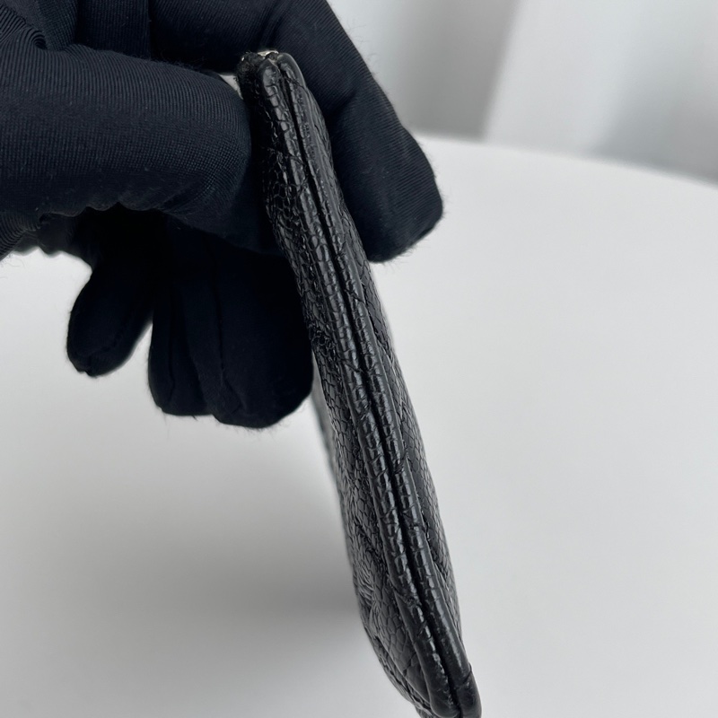 Chanel • 黑武士黑釦荔枝牛皮拉鏈錢包 So Black 有卡-4