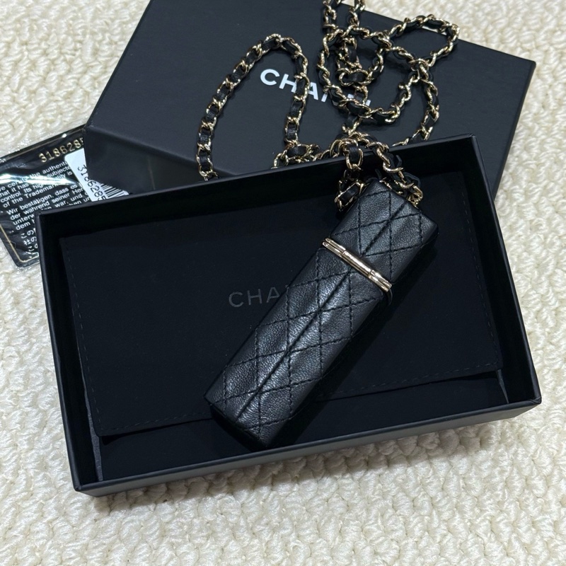 Chanel • 稀有黑金羊皮口紅包 全配帶卡✔️-3