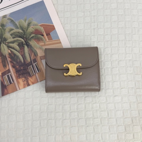 Celine鵝卵石灰色TRIOMPHE小號翻蓋錢包