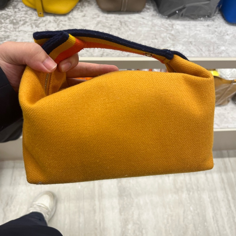 Hermes 爱马仕饭盒包 赭石色-1