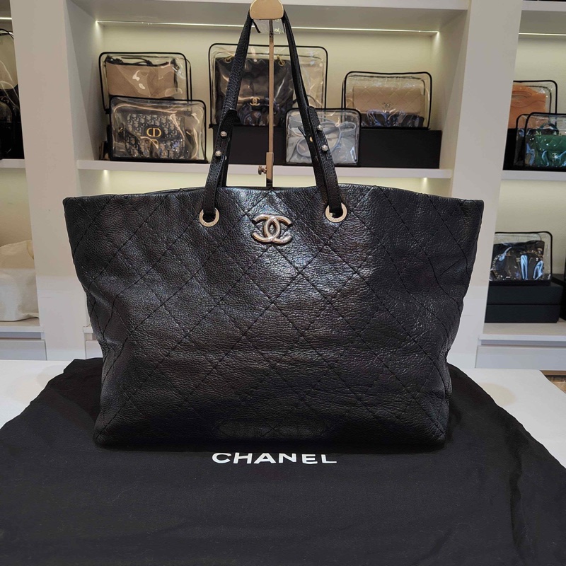 Chanel • 經典黑銀油臘牛皮托特包-3