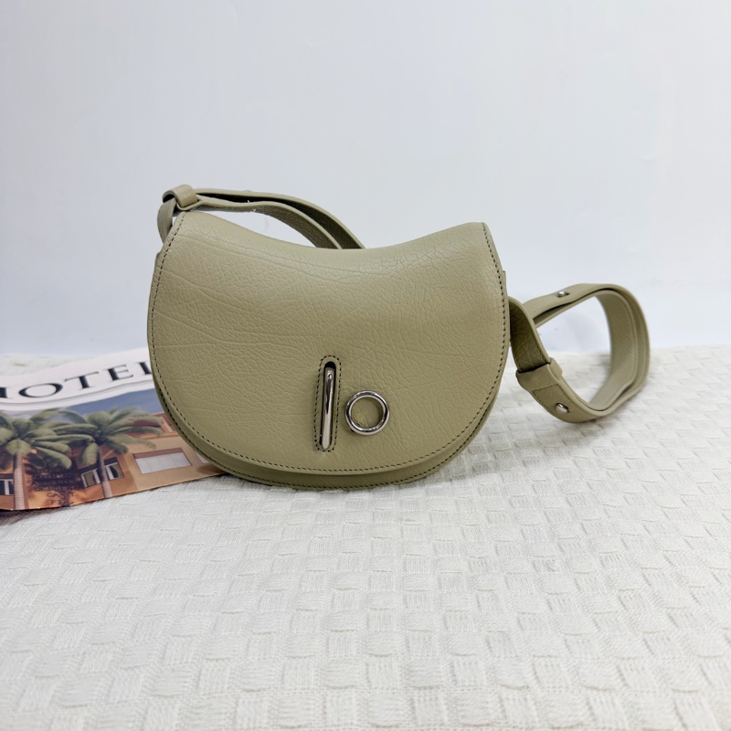 Burberry Rocking Horse迷你獵戶色粒面小牛皮革肩背包-5