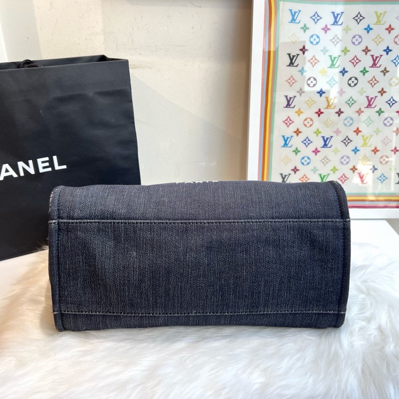 Chanel • 經典Deauville海軍藍牛仔沙灘包-6