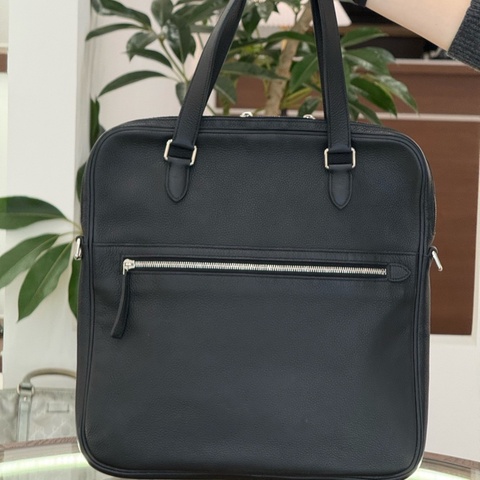 Hermes 爱马仕 男士公文包 黑色 togo皮 框R刻  少肩带。