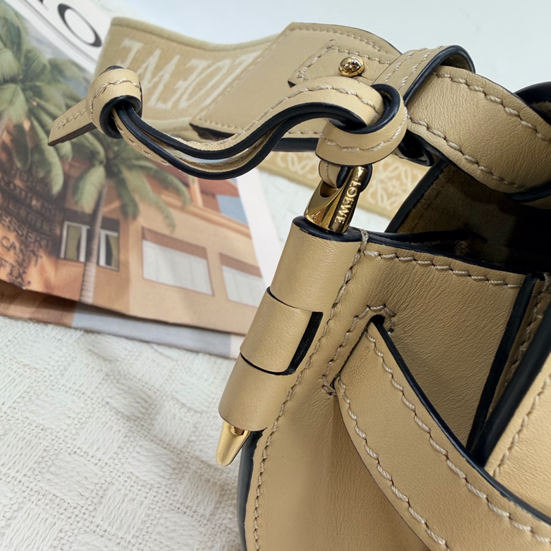 Loewe Gate Dual Bag奶油黃小牛皮結繩下蓋小號斜背馬鞍包-4