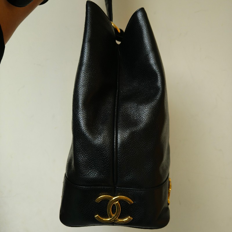 ㊣✨CHANEL✨(附防塵袋)香奈兒 老香 小香 雙C 黑金 雷標 牛皮水桶包 肩背包/二手包/二手精品🌳二手樹屋🌳-5