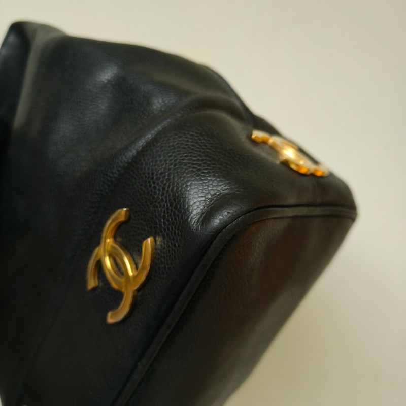 ㊣✨CHANEL✨(附防塵袋)香奈兒 老香 小香 雙C 黑金 雷標 牛皮水桶包 肩背包/二手包/二手精品🌳二手樹屋🌳-7