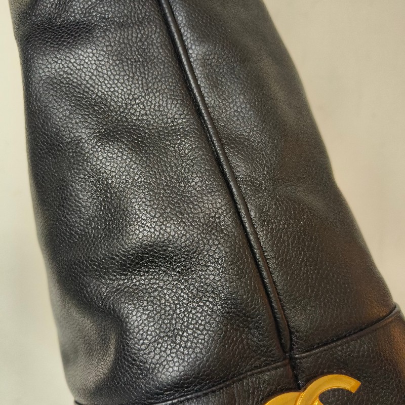 ㊣✨CHANEL✨(附防塵袋)香奈兒 老香 小香 雙C 黑金 雷標 牛皮水桶包 肩背包/二手包/二手精品🌳二手樹屋🌳-18