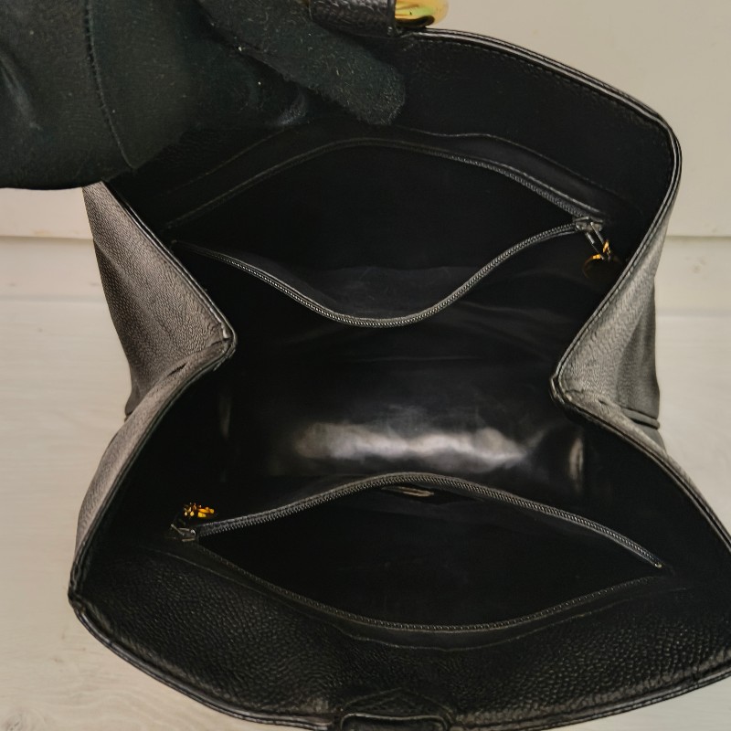 ㊣✨CHANEL✨(附防塵袋)香奈兒 老香 小香 雙C 黑金 雷標 牛皮水桶包 肩背包/二手包/二手精品🌳二手樹屋🌳-44